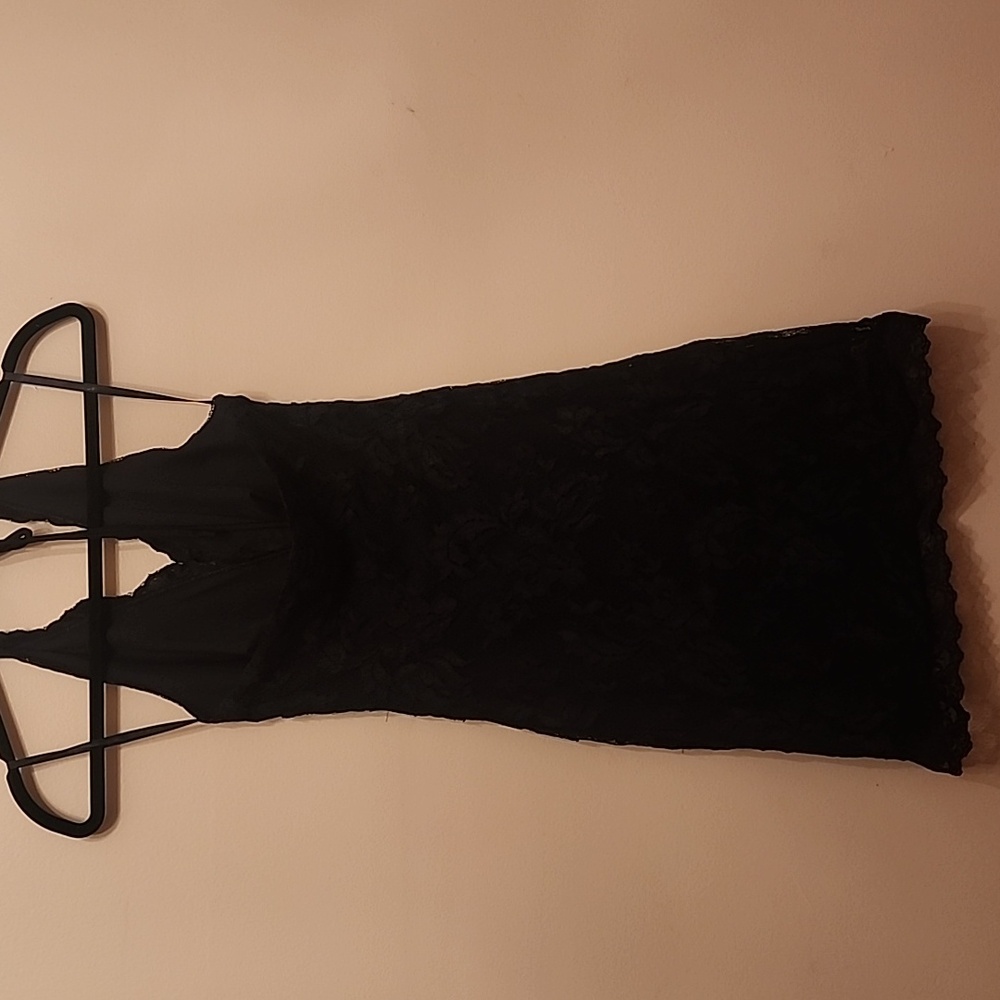 Elegant Black Lace Halter Dress.BeBe Size Xs - Picture 3 of 4